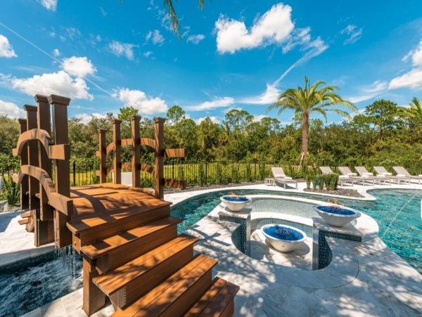 Luxurious 8-Bedroom Vacation Home in Orlando - Private Pool & Resort Amenities